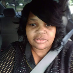 Meet your Posher, Charalene